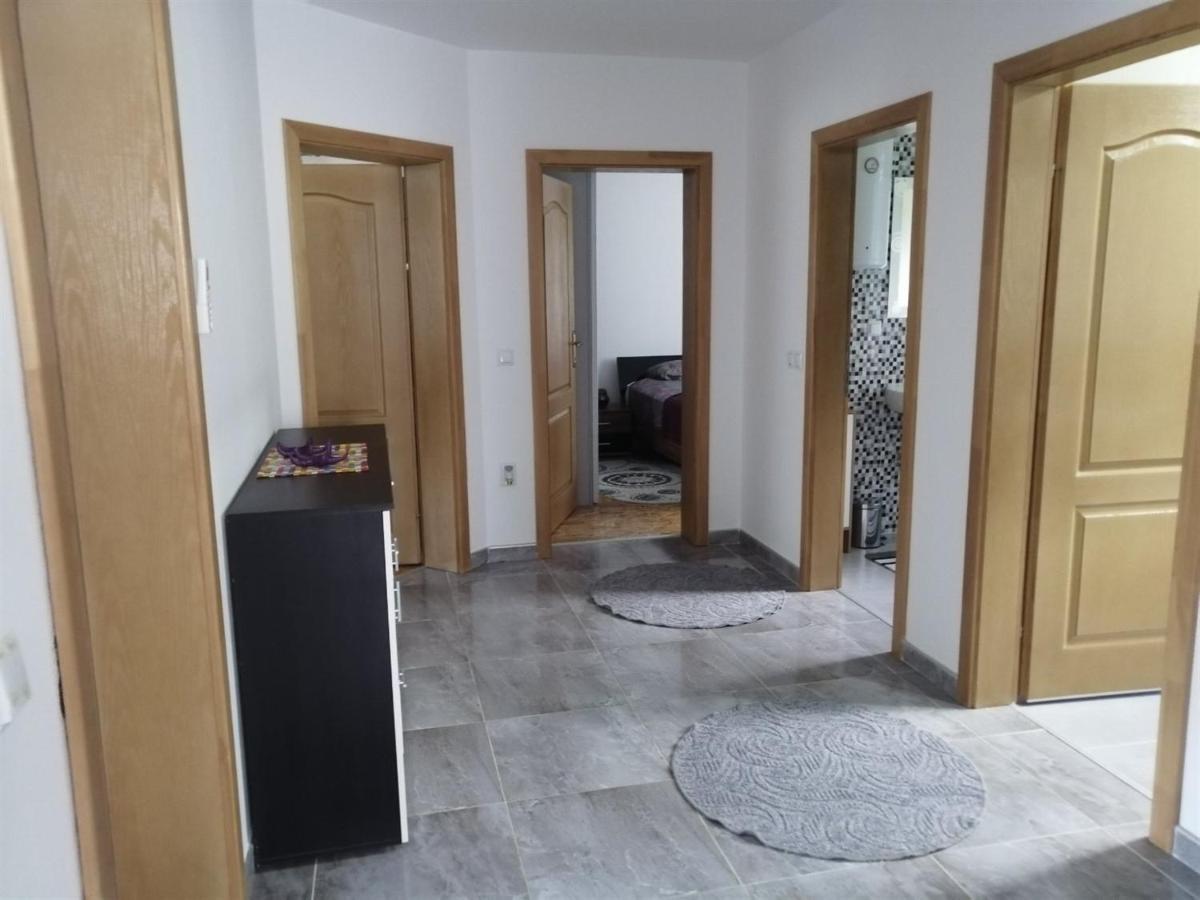 Vacation House Studenac Bihac Exterior photo