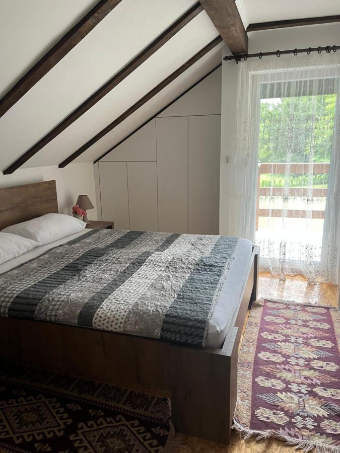 Vacation House Studenac Bihac Exterior photo