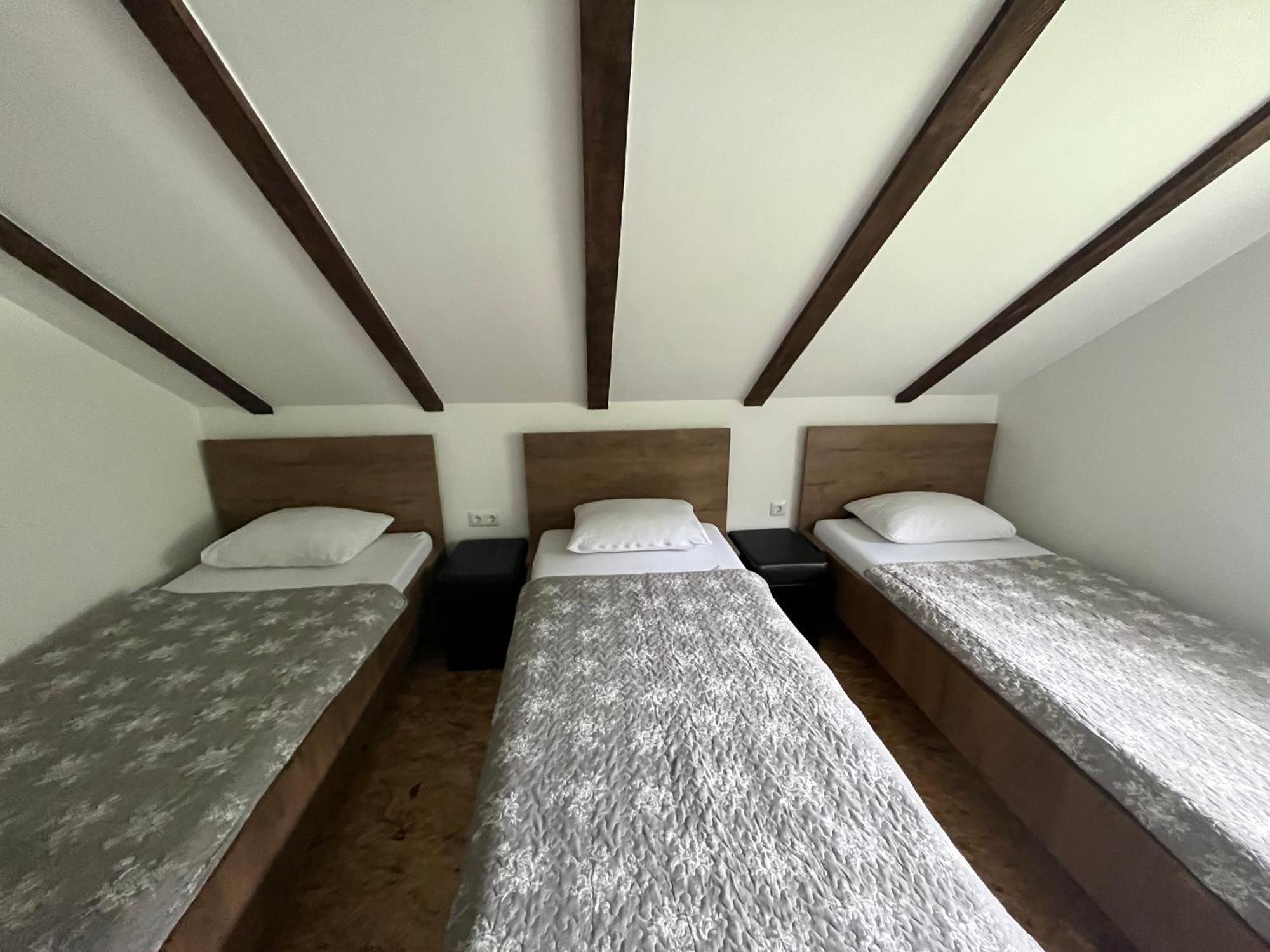 Vacation House Studenac Bihac Exterior photo